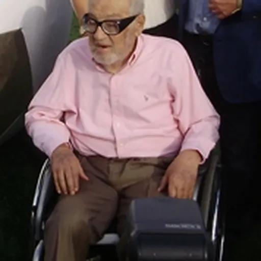 Portrait of sami ofer