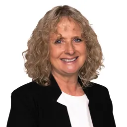 Portrait of Liz Craig