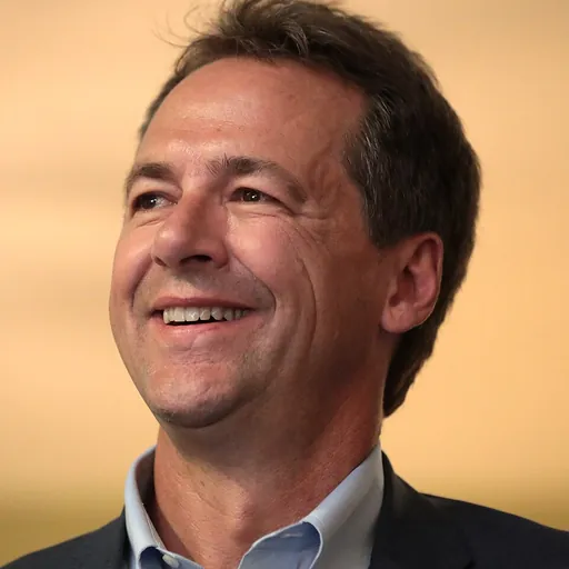 Portrait of Steve Bullock
