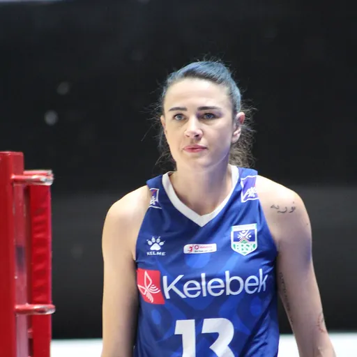 Portrait of Meryem Boz