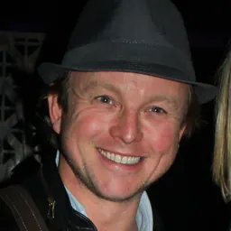 Portrait of Chris Simmons