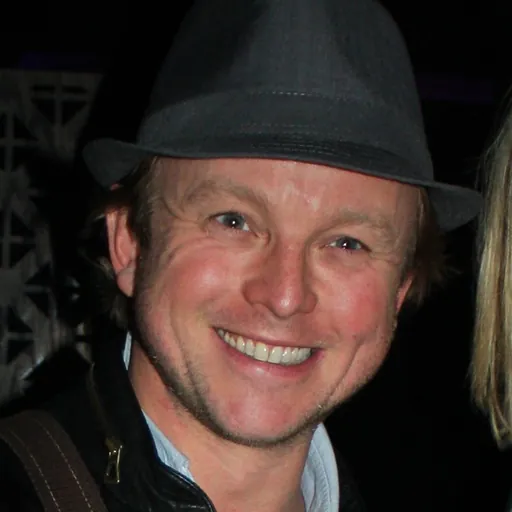 Portrait of Chris Simmons