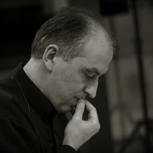 Portrait of Mario Petrucci