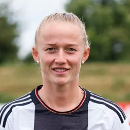 Portrait of Lea Schüller