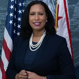 Portrait of Muriel Bowser