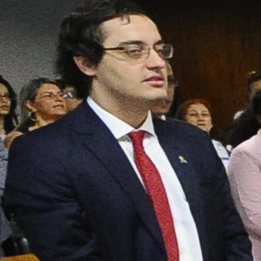 Portrait of Paulo Iotti