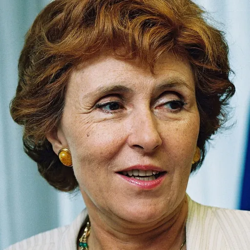 Portrait of Édith Cresson