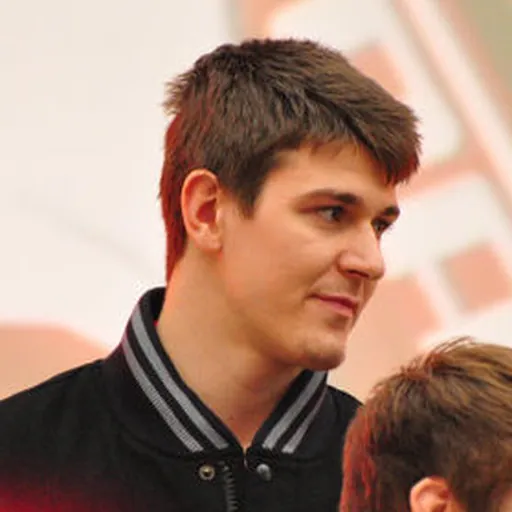 Portrait of Mark Scheifele