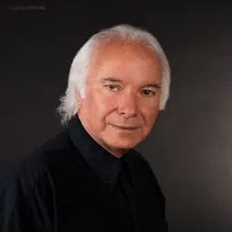Portrait of Shimon Slavin