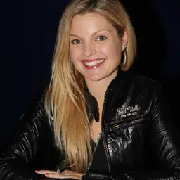 Portrait of Clare Kramer