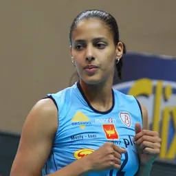 Portrait of Karla Echenique