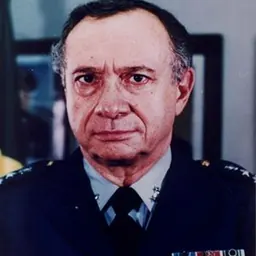 Portrait of Tércio Pacitti