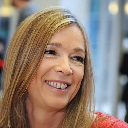 Portrait of Hélène Rollès