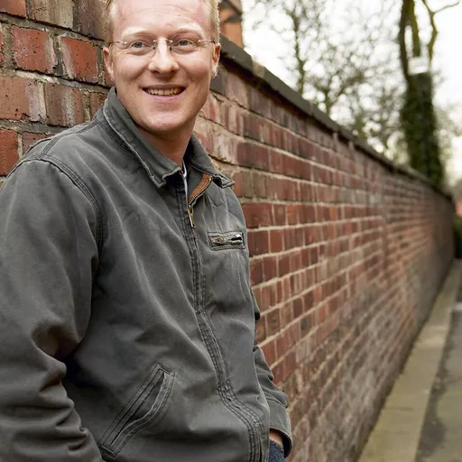 Portrait of Chris Simms