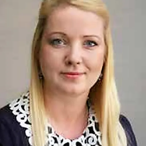 Portrait of Kelly Parry