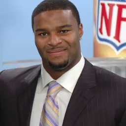 Portrait of Osi Umenyiora