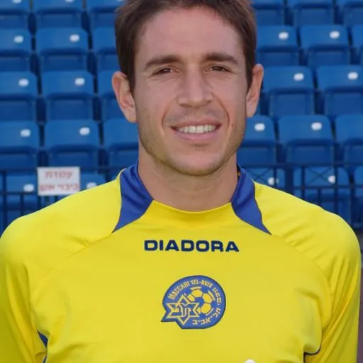 Portrait of Dan Roman