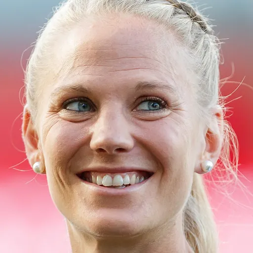 Portrait of Leonie Maier