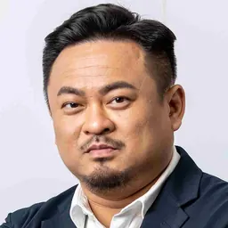 Portrait of Hung Sun-han