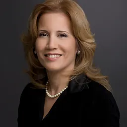 Portrait of Aliza Lavie