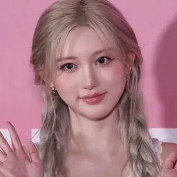 Portrait of Gaeul