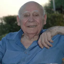 Portrait of Yerahmiel Assa