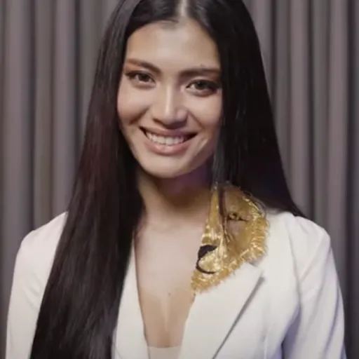 Portrait of Ni Ni Lin Eain