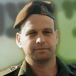Portrait of Erez Gerstein
