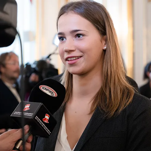 Portrait of Carolin Größinger
