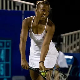 Portrait of Mashona Washington