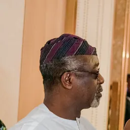 Portrait of Bimbo Manuel