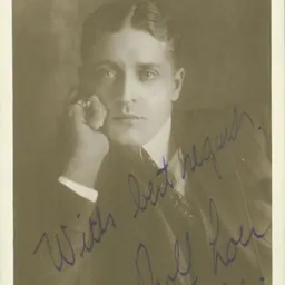 Portrait of Rolf Loer