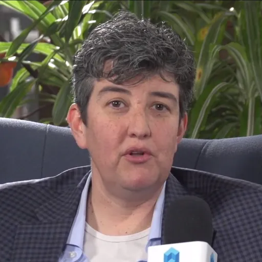 Portrait of Tara Hernandez