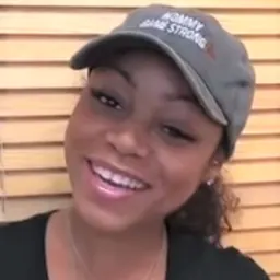 Portrait of LaTavia Roberson