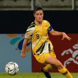 Portrait of Rachel Lowe