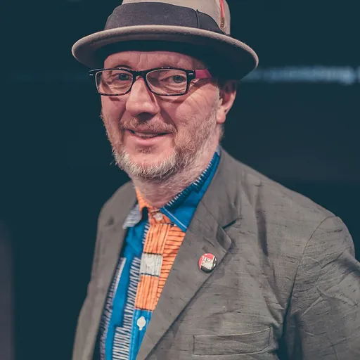 Portrait of Bob and Roberta Smith