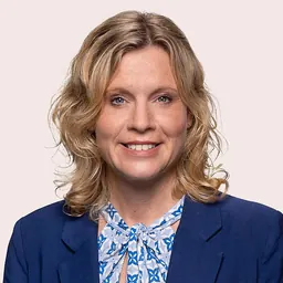 Portrait of Rebecca Schamber