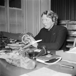Portrait of Gertie Wandel
