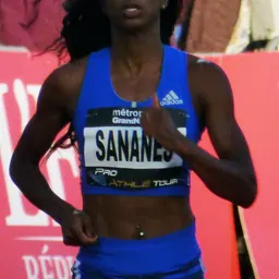 Portrait of Déborah Sananes