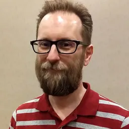 Portrait of Simon Strantzas