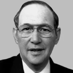 Portrait of Steven Schiff