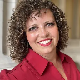 Portrait of Celeste Maloy