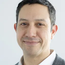 Portrait of Christopher Hernandez