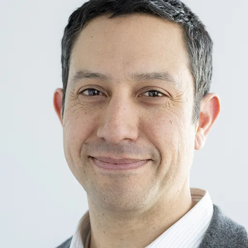 Portrait of Christopher Hernandez