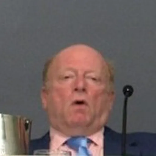 Portrait of Mark Tushnet