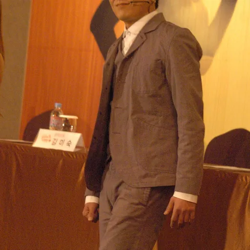Portrait of Hong Kyung-min