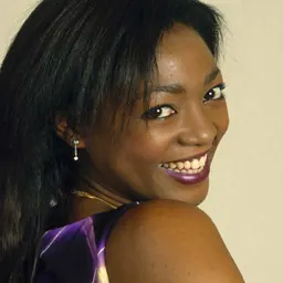 Portrait of Francine Gálvez