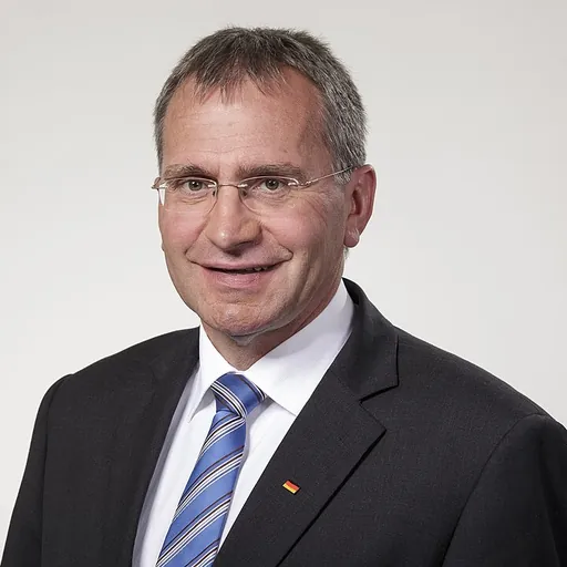 Portrait of Paul Lehrieder