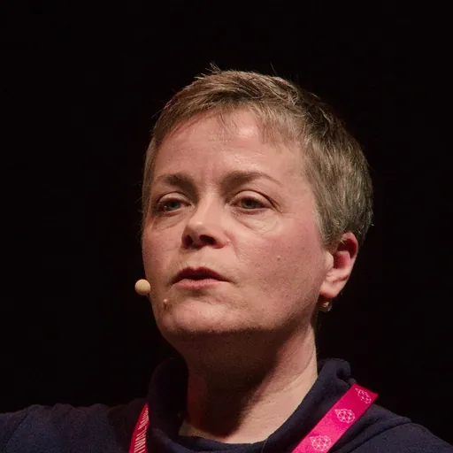 Portrait of Kathryn Harkup
