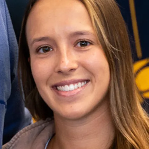 Portrait of Jessica Parratto